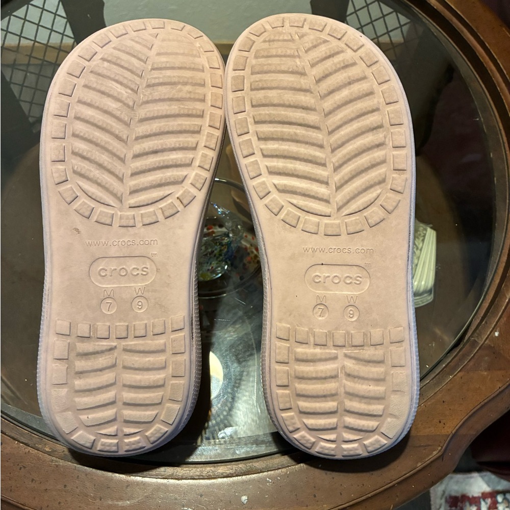 CROCS women’s sandals.
